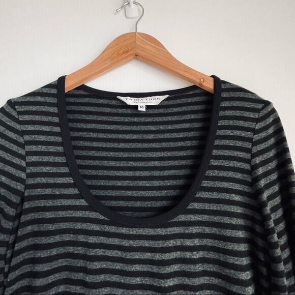 Trina Turk long sleeve scoop neckline striped shirt sz M grey and black stripes - Picture 3 of 7